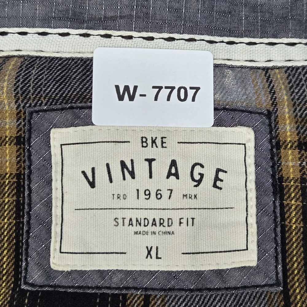 BKE Men Button Up Shirt XL Gray Plaid Flannel Vintage Grunge Long Sleeve - Picture 2 of 8
